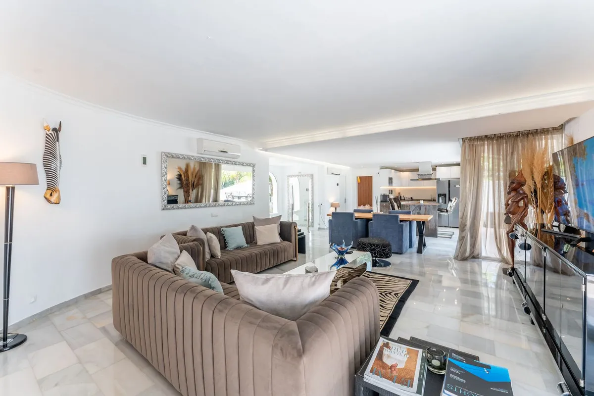 01058be4-7c5e-4c48-8aa3-d23352537366