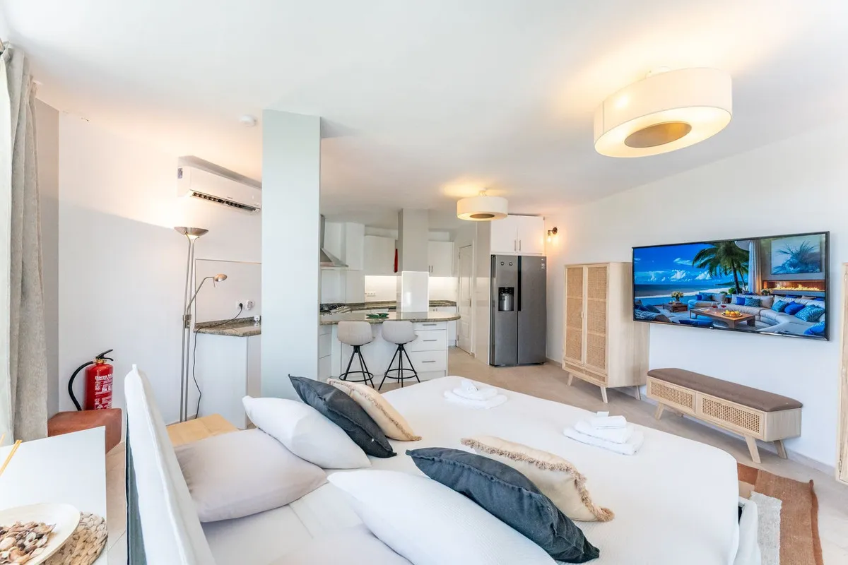 b5245609-d40e-41b2-9ef9-ebedccc555f3