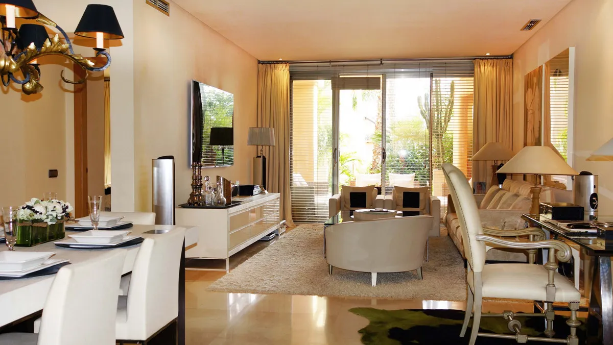 a424bca5-63c6-4224-a359-1e8a3e3fe57f