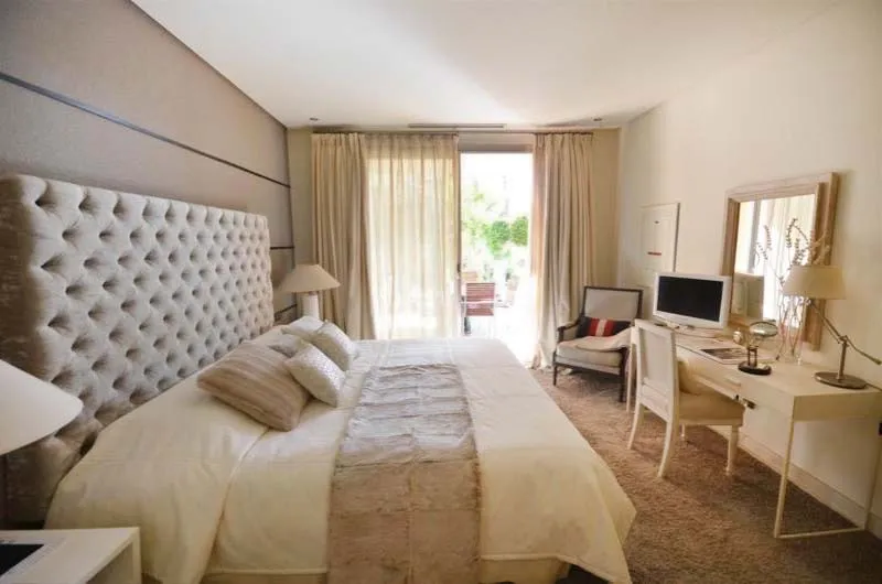 deef9feb-dcb8-4b98-89b6-f6d6fafff945