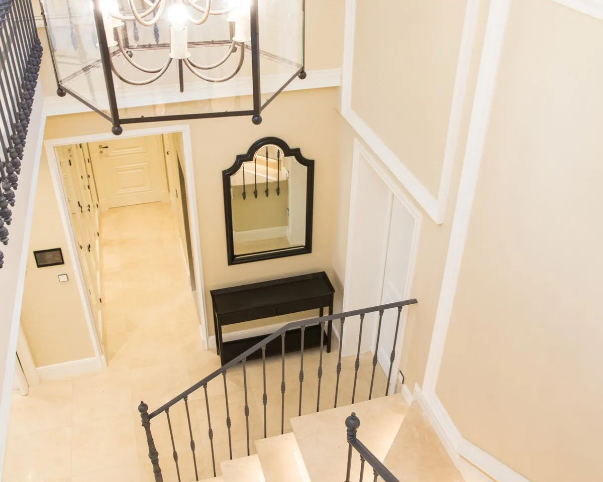 35d9f09d-8b93-4b36-9853-45e8d4381295