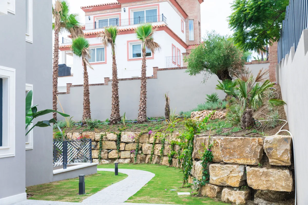 60ccdccb-b3e8-4c40-8586-1f52c182ec3b