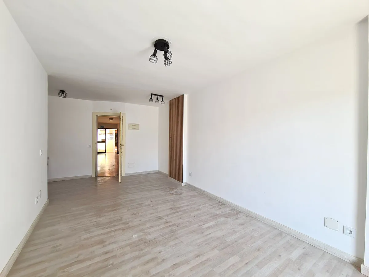 4a57b418-683a-4b29-8e92-78d7d4e4a39f