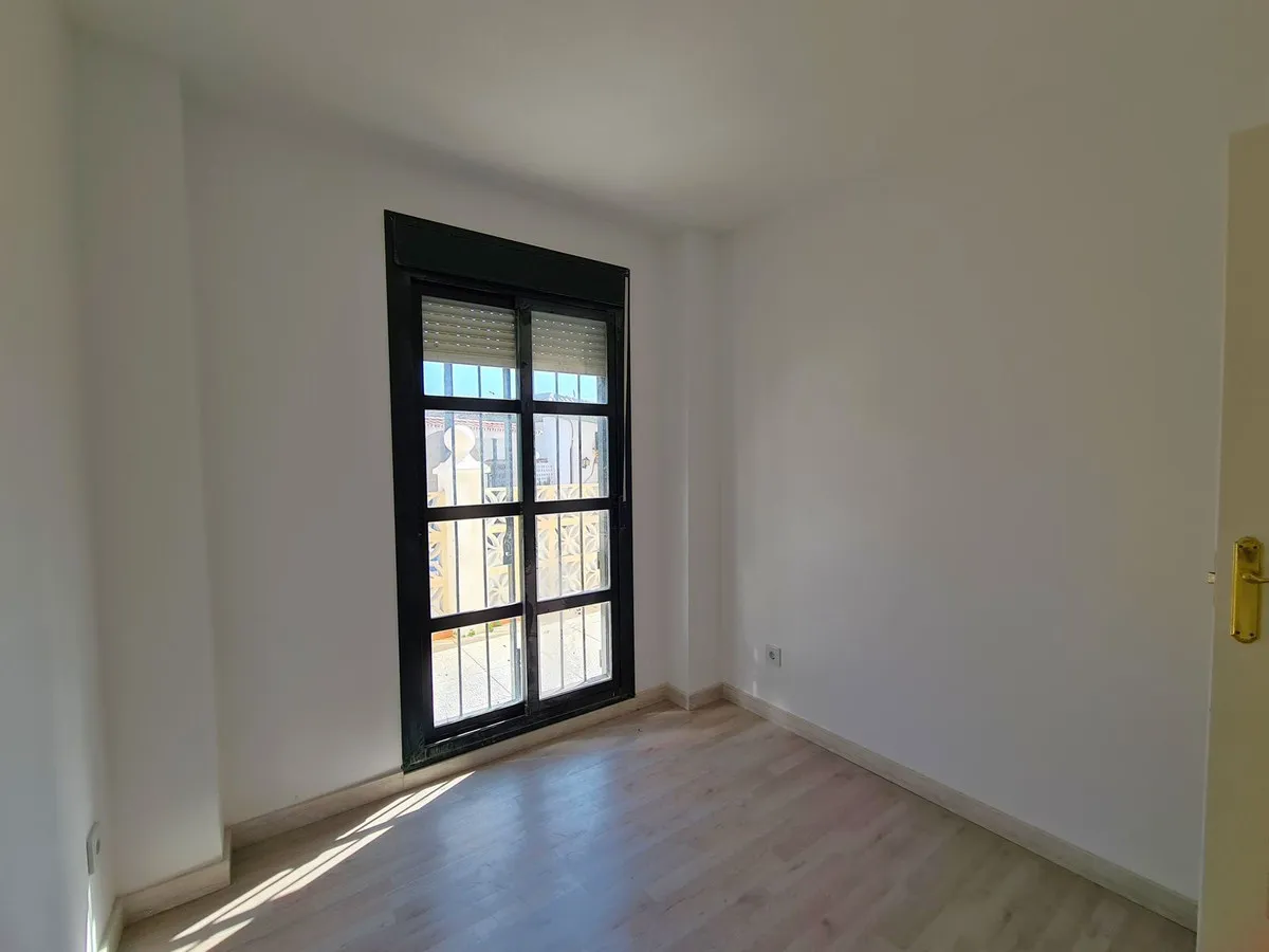 f69496f2-2d38-4487-8e83-a0754d4eec15