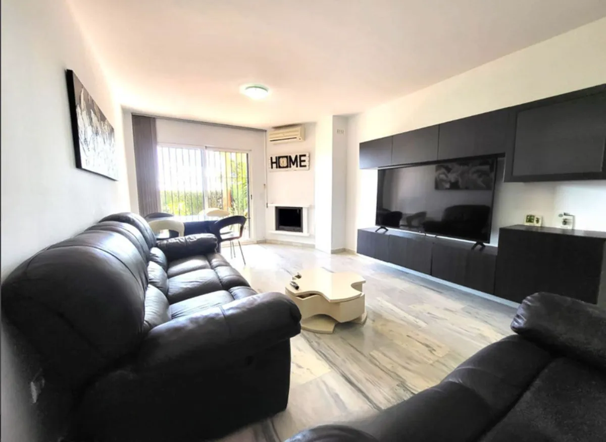 8b6ad1a3-8b98-425f-a842-ad5e55e1c943