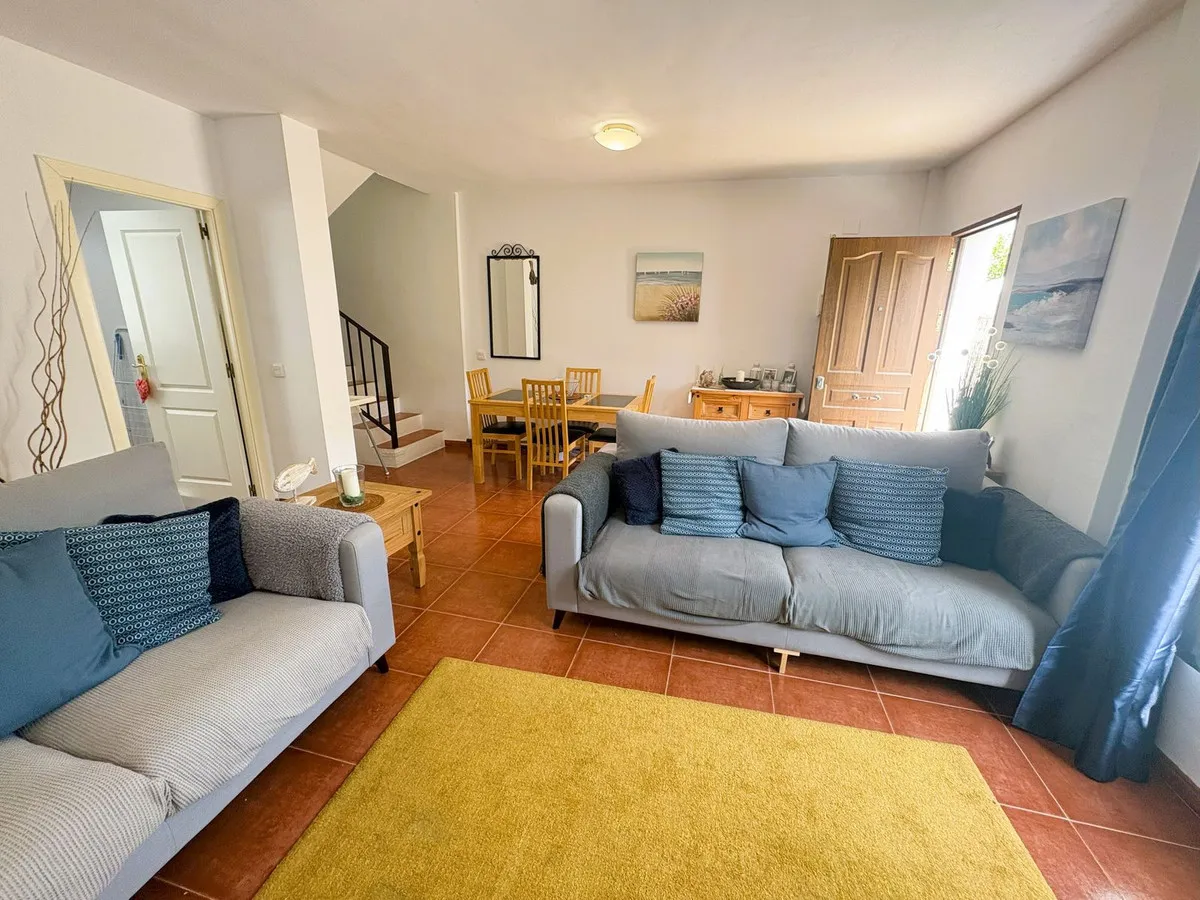 2e9412f9-8eeb-41e8-a7ce-096472e70560