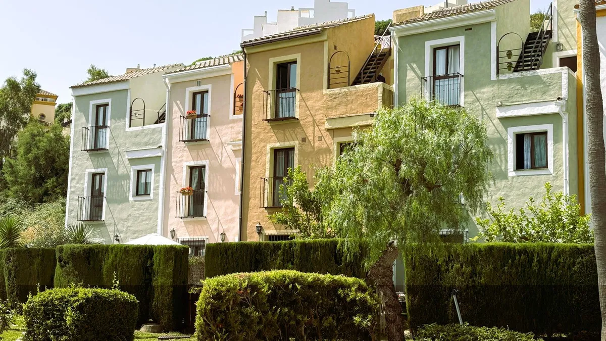 db6d3be5-3af5-4a3b-9914-4591f00aec46