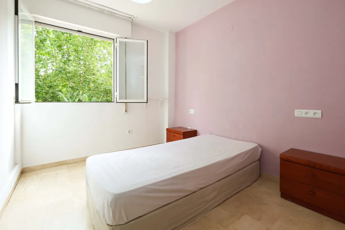 4269fe18-a884-4314-aa0b-1f31187d4a82