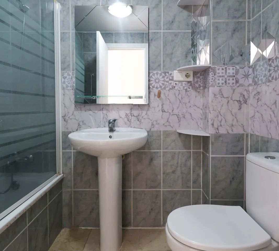 742476f8-db79-477f-a9ed-808b834ff8c2