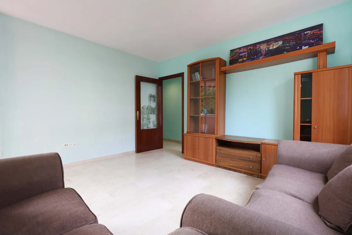 b699eebc-9f28-406a-ae0c-081cf93ed1f2