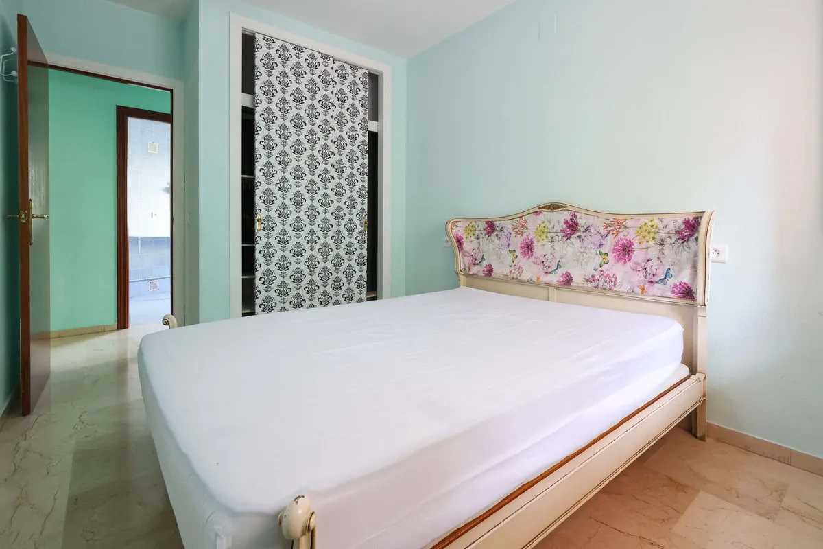 f409c6be-3b1e-422c-8525-f7d2341d9dad