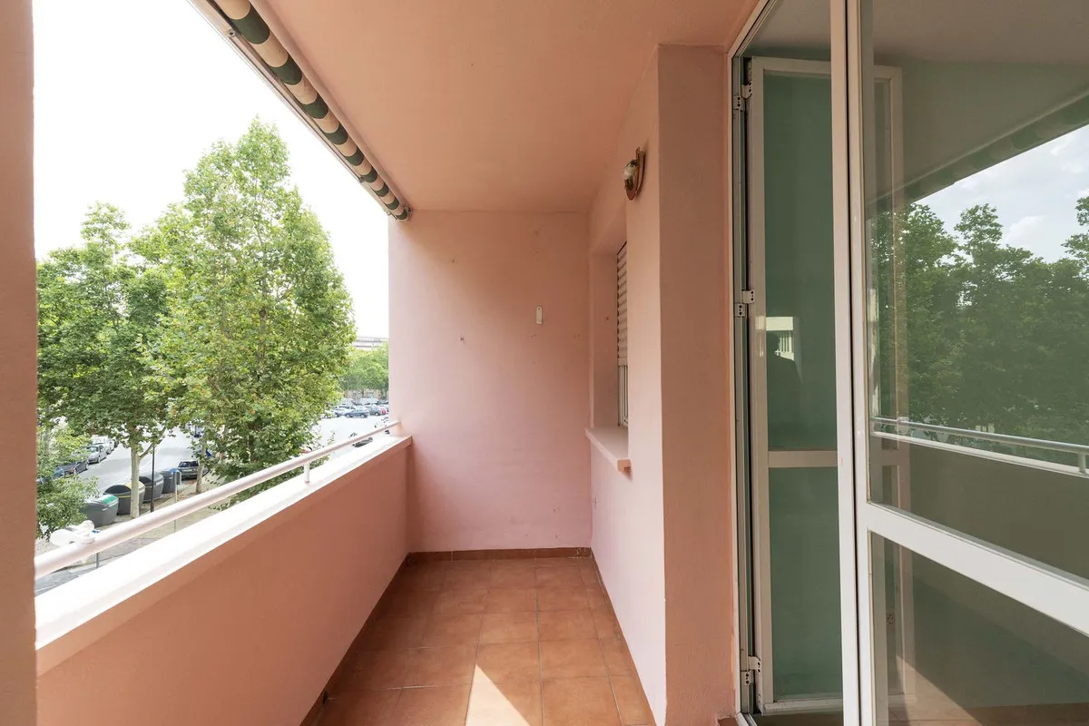 ff8b8c6f-59ef-42a5-9313-f10357e86c71