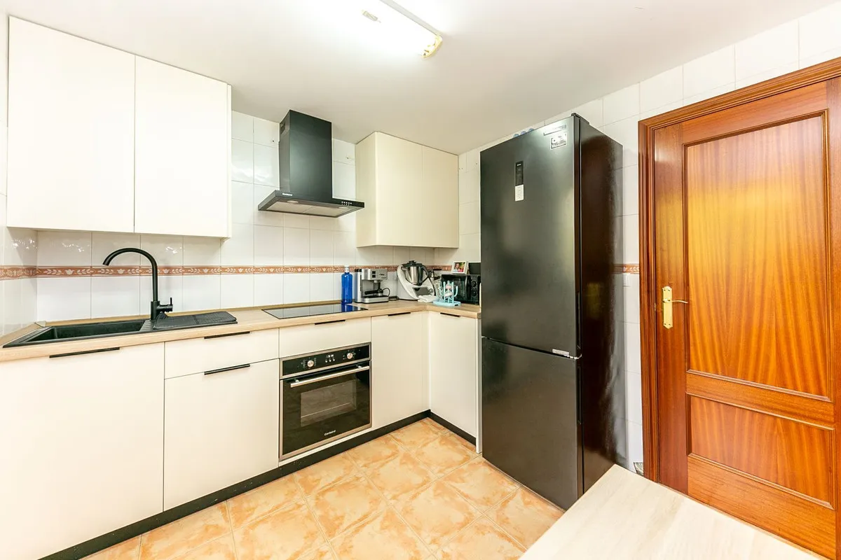 2a983a9e-90c6-4dba-9ddb-10ff2c06b940