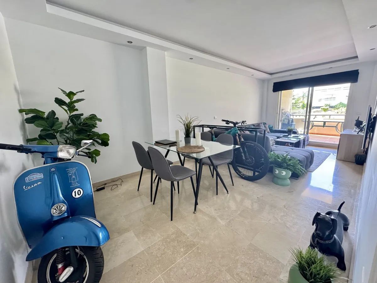 ae3294af-eff1-4e86-a71d-a0b45b0b4625