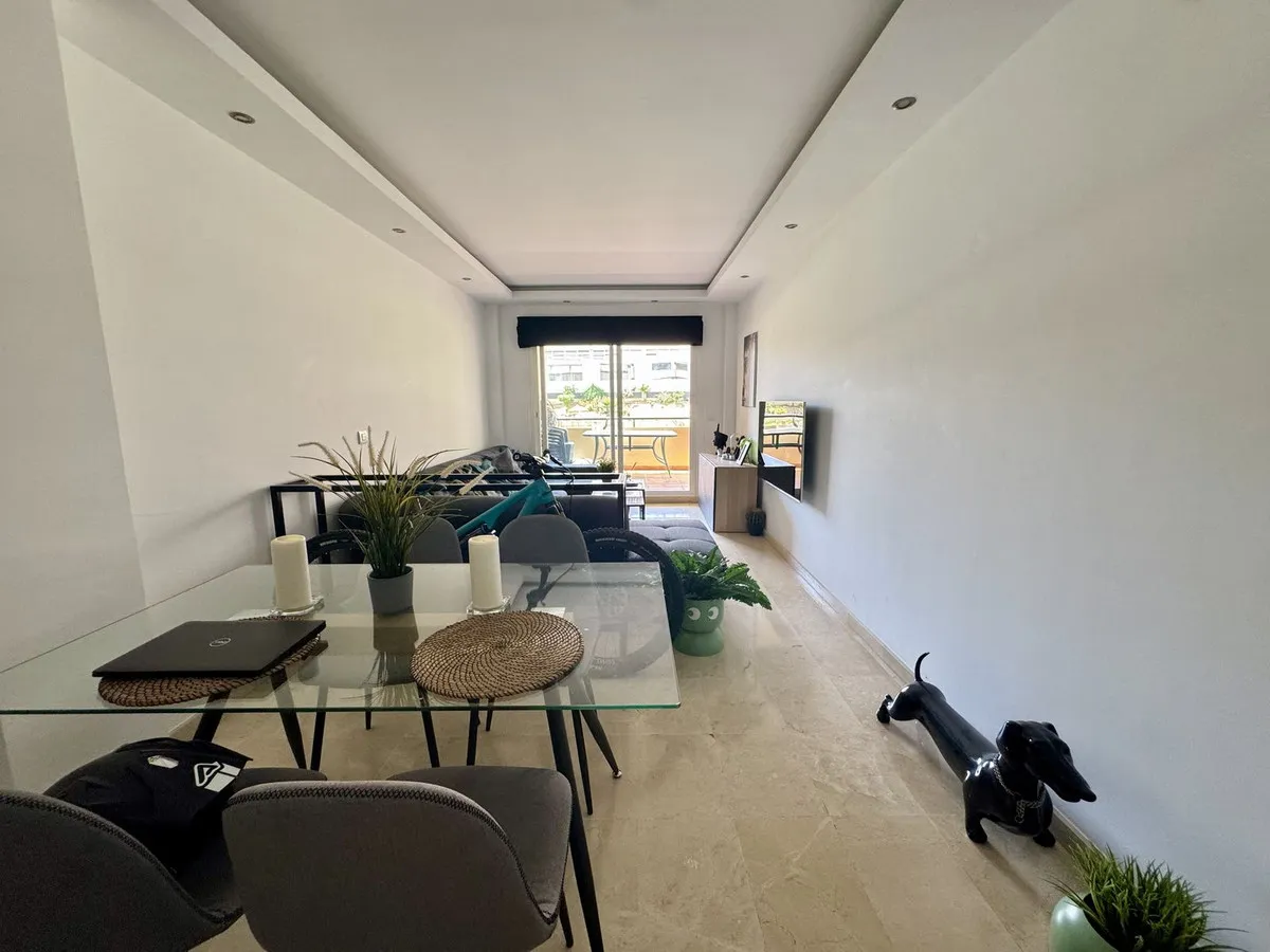 b4203870-28e5-48bc-9033-476822df3381