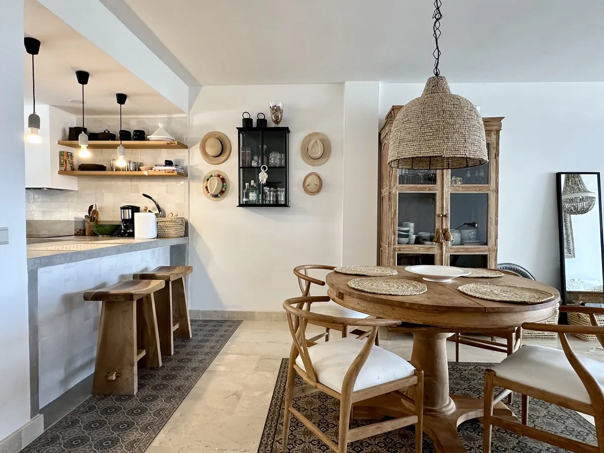 2750a494-e464-40e8-9a8c-4f2a16f5ecce