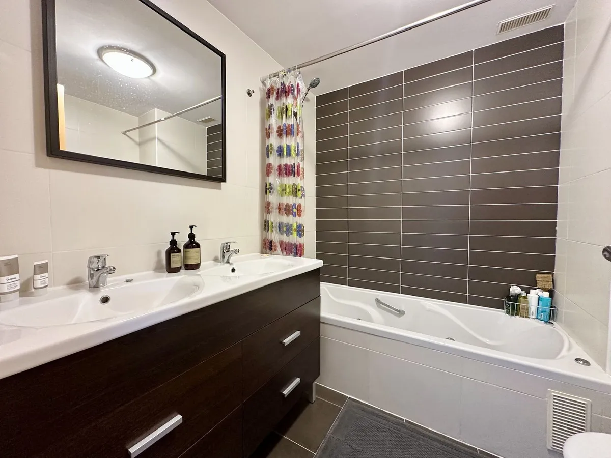 741c5e26-5468-4a1e-b0dd-338b63b55178