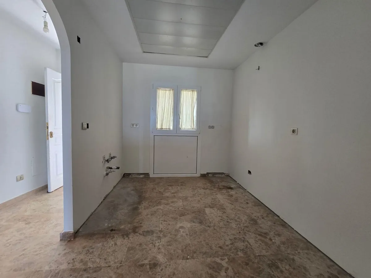 180932b4-8615-40b2-a029-c2fe9fc042b7