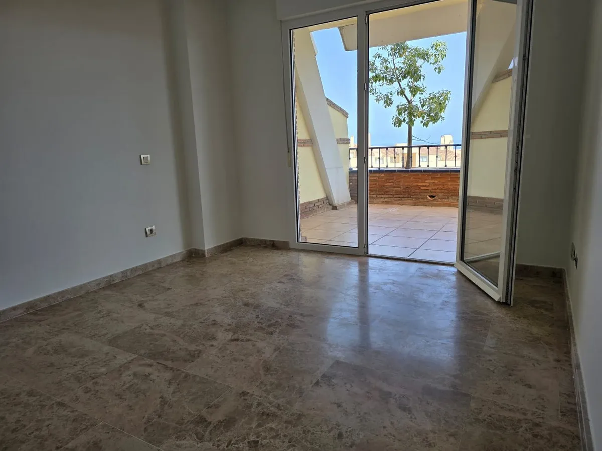 6ff77fa6-178e-4b03-b21b-643c7a8e8832