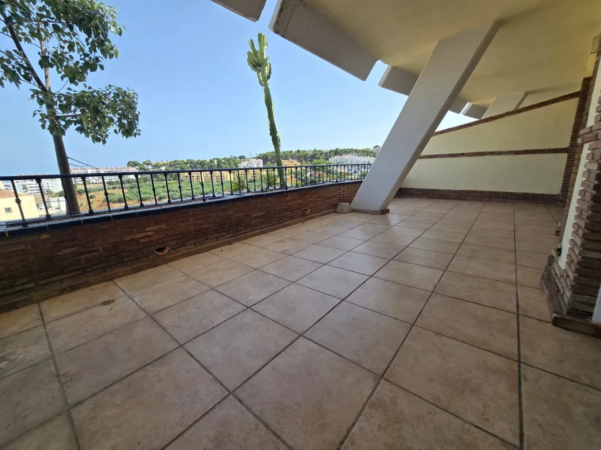 a70fe3b2-76e5-423e-91b7-059ee73ba969