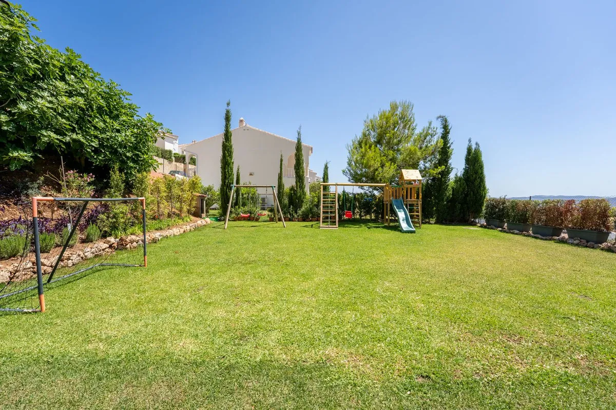 2d26ab81-2e50-4db0-b34b-dfc7bcab60df