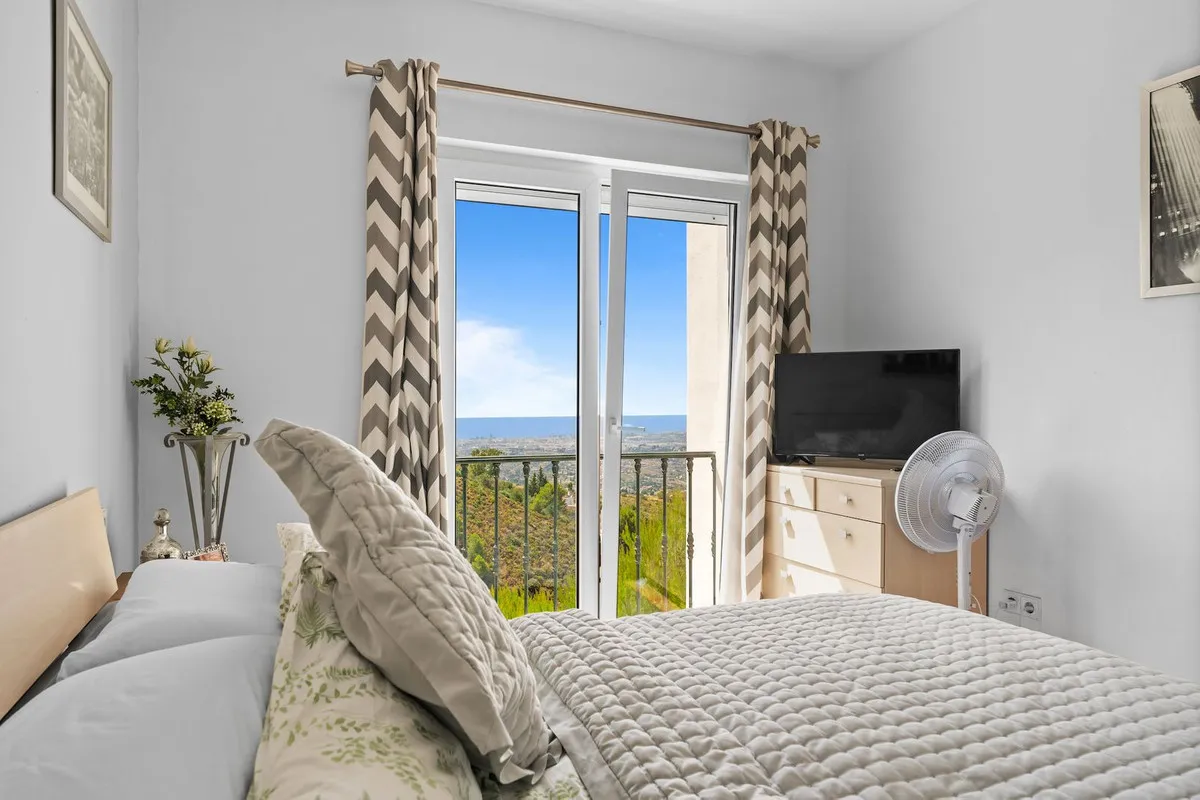 6a35a39b-e8d2-4d7d-9a17-22b338966786