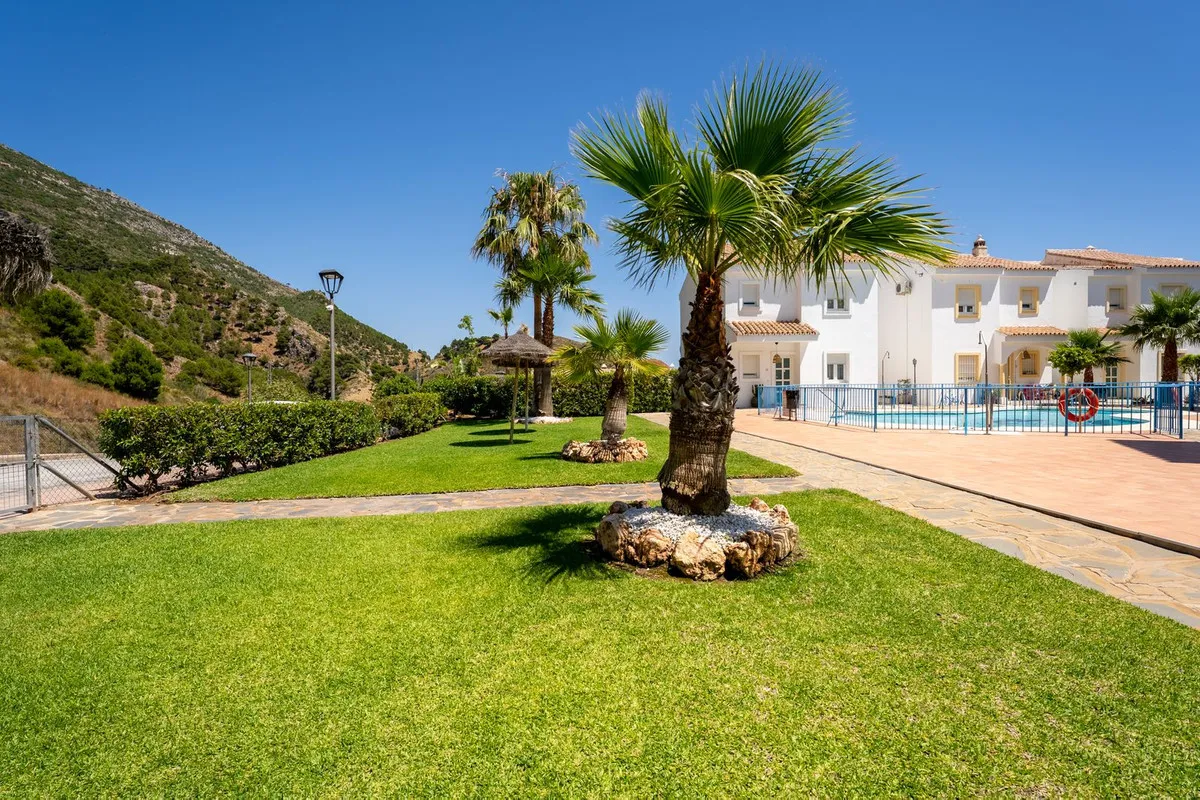 a9aae988-9b01-46a0-a6e3-d6cf3225ea72