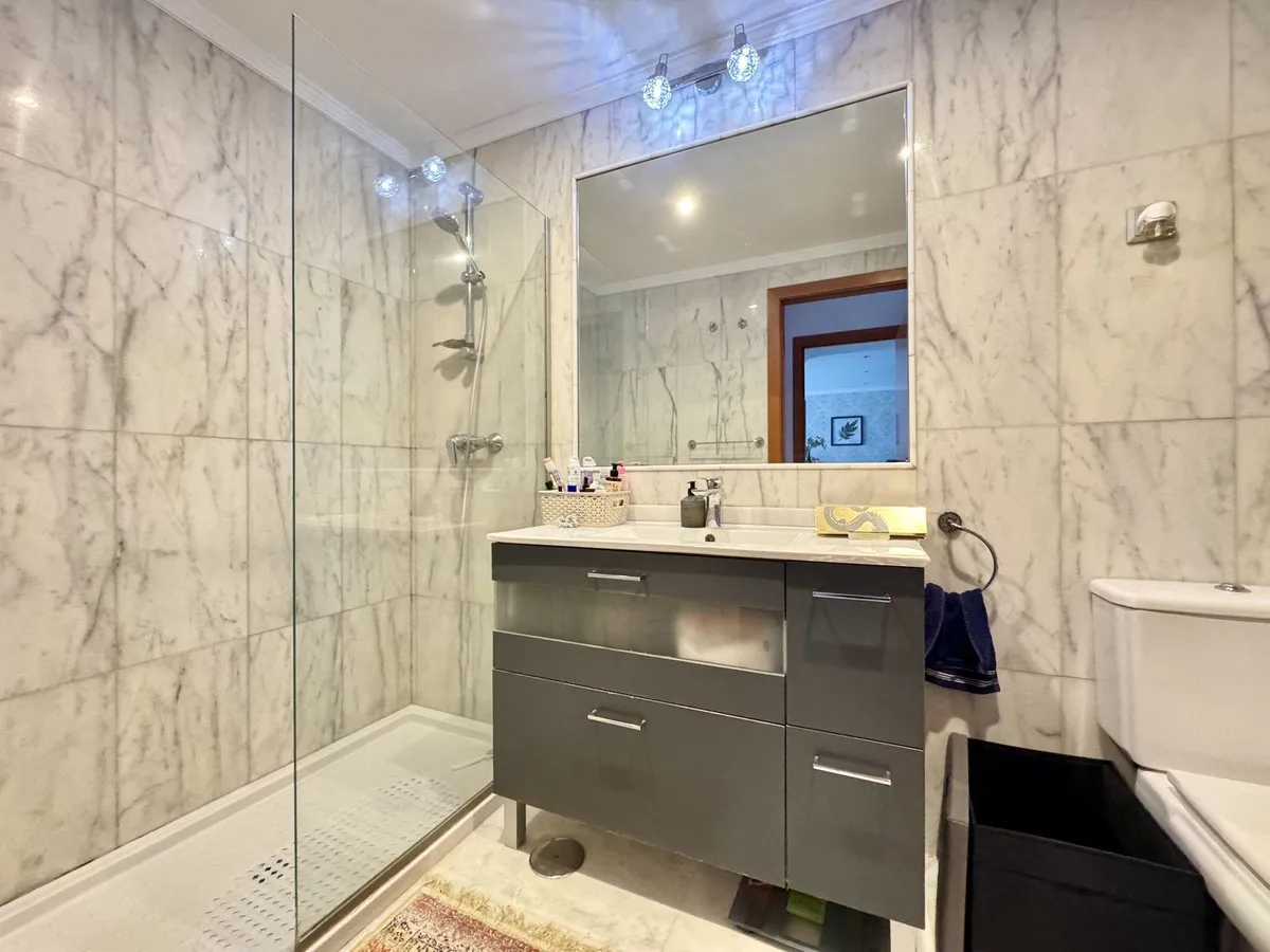 02012776-6748-4717-987c-6c5b0fa7e2c5