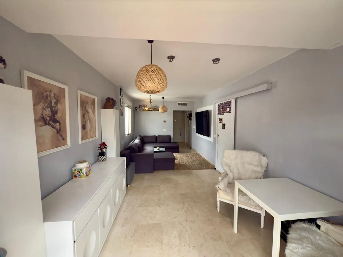 e0ad247a-9811-4fde-80fb-fc501c4bc893