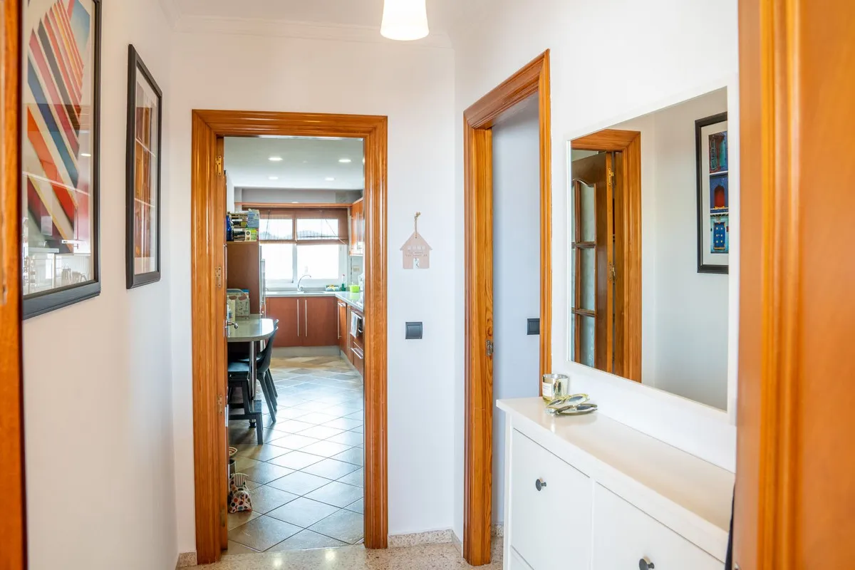 af21c7ed-ec65-4fc4-891c-081ba5749e17