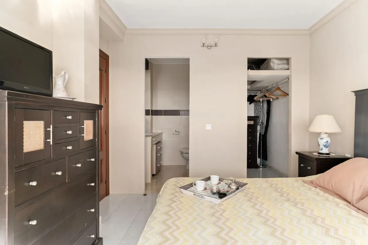 4b3c75ff-3e1f-4562-bf9f-5ef82633b54e