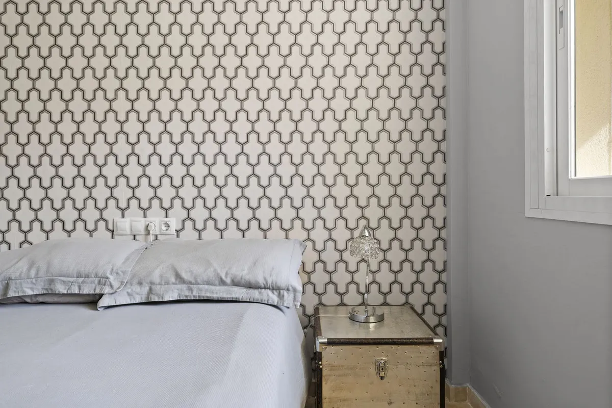 6b8e7363-1535-41e8-b490-b062d2085bc8