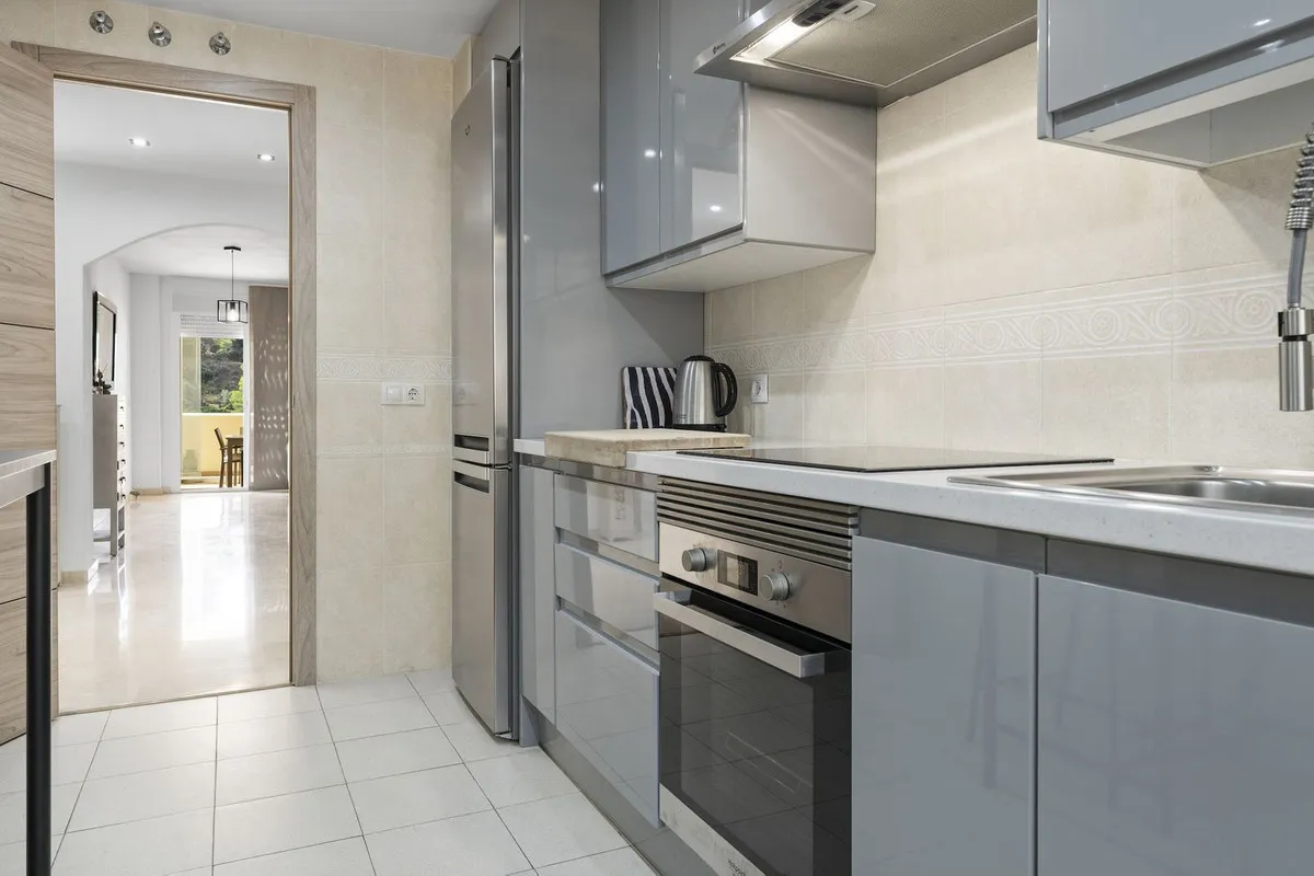 83e6af45-53d8-4c01-9319-f742c183c8b6