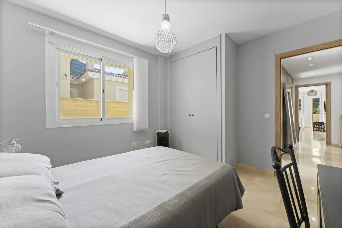 9ca0d977-ced0-4226-b7a5-aaa1adcd20f3