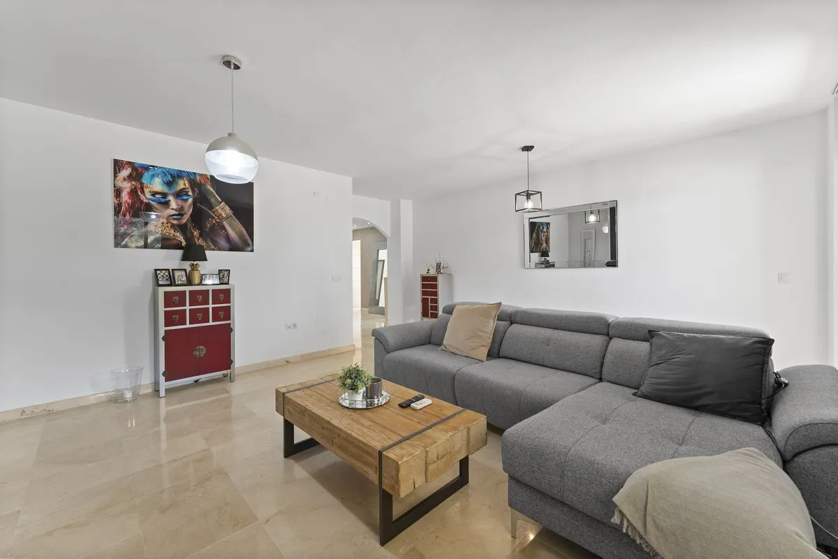 c3480db3-1c32-4cec-aa8b-11f889760166