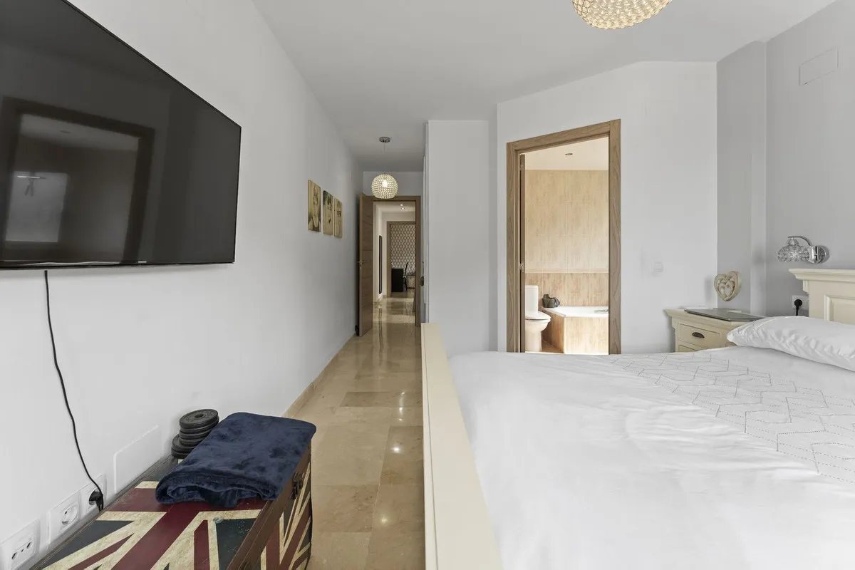 dc71929c-10df-4a54-ab04-06128345c00f