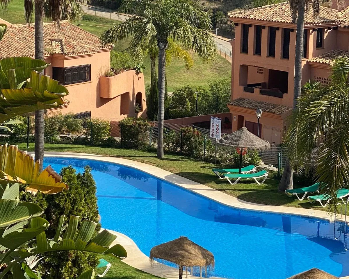 b6cac5df-d264-4f81-8bea-6cebdc2ef75f