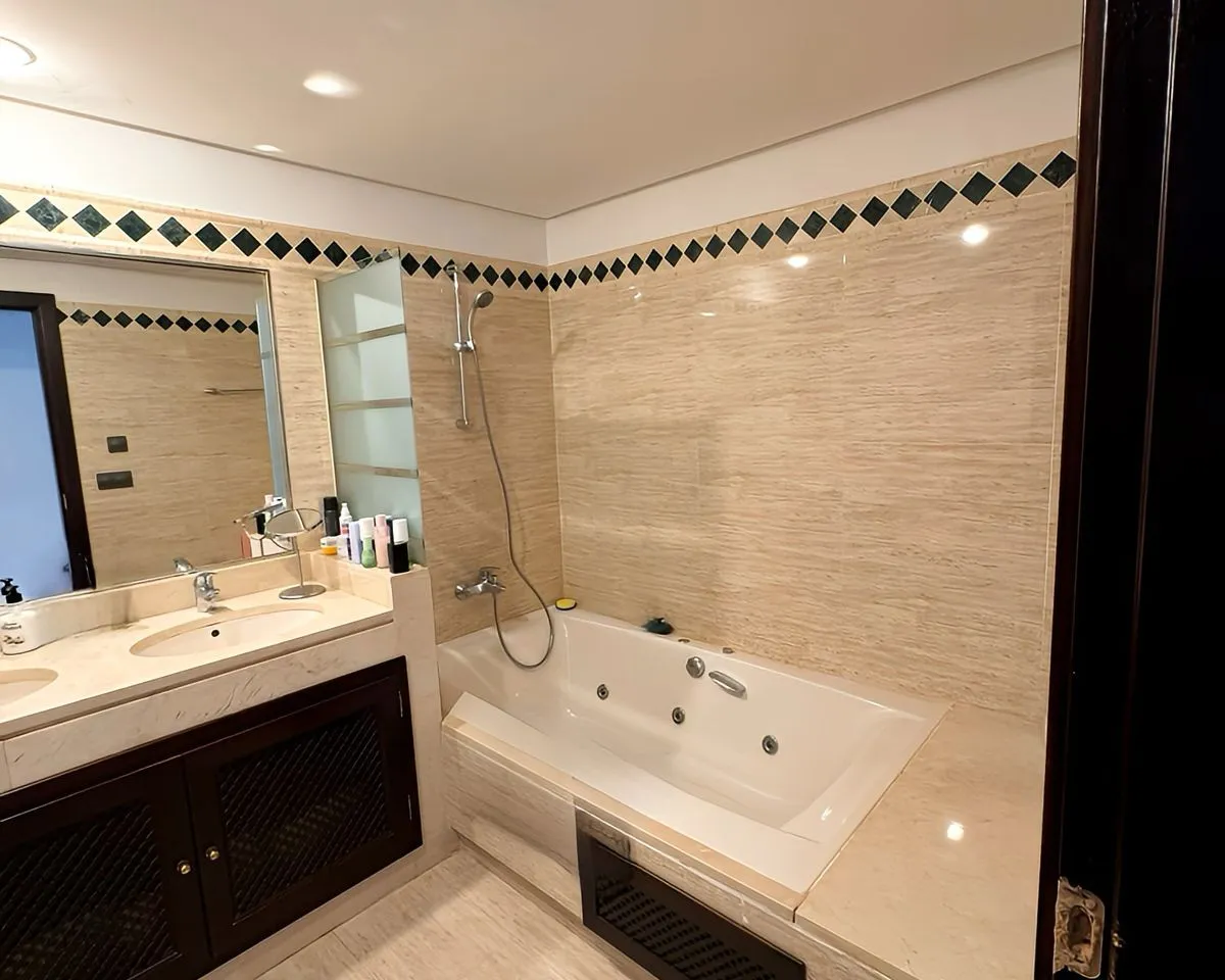 f93afcf0-73e3-4df7-a5d8-18731d25c299