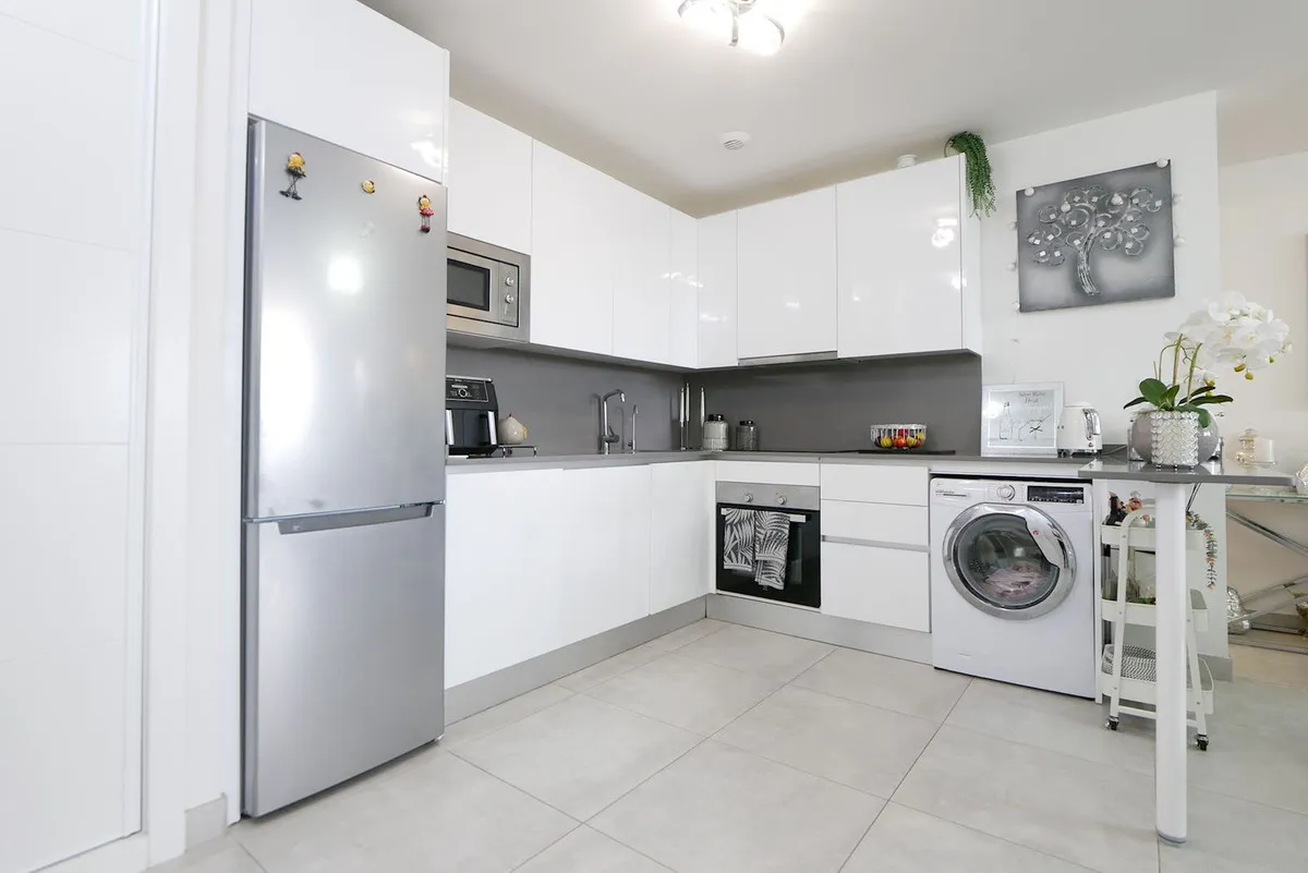 17e1e0b4-bfdf-49da-8a1c-df9a83a12bc9