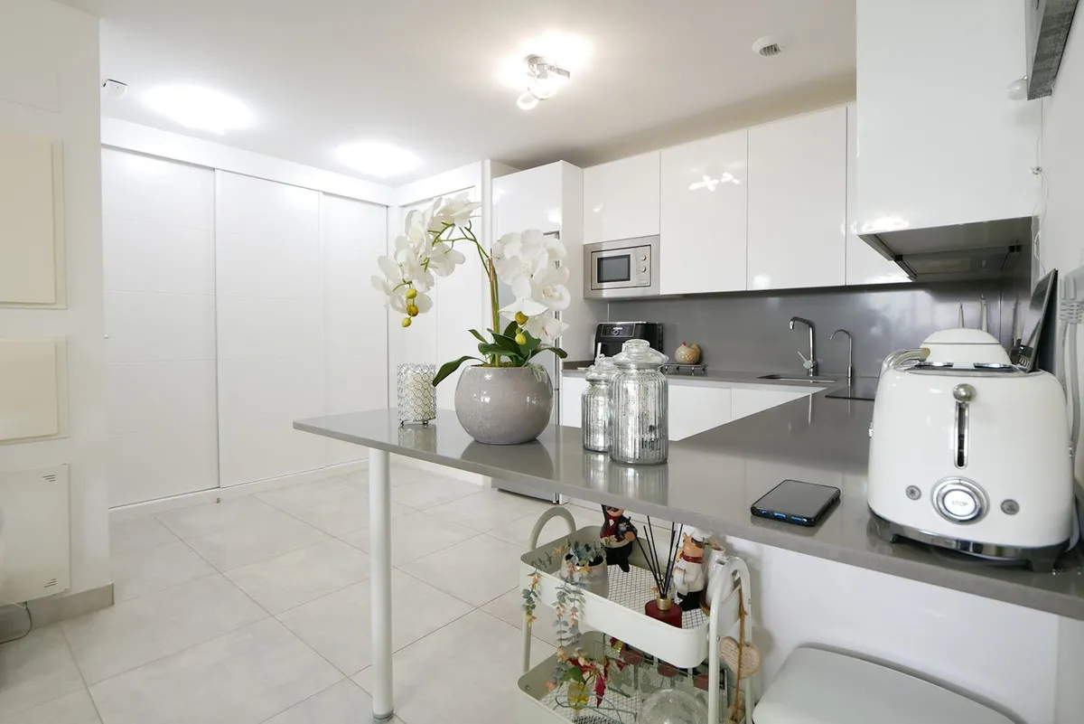 536349fb-3e76-4e63-bc41-48679d081bef