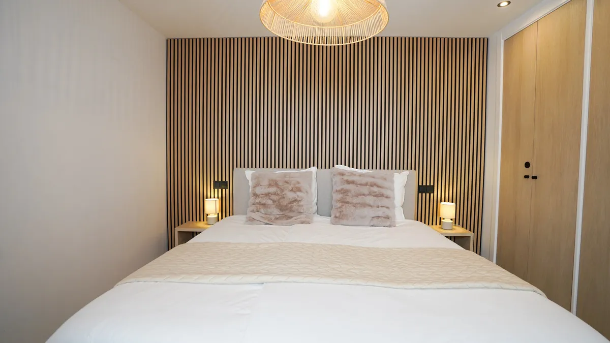 52ad053a-df5b-4cbf-a0f6-65a5b14a7463