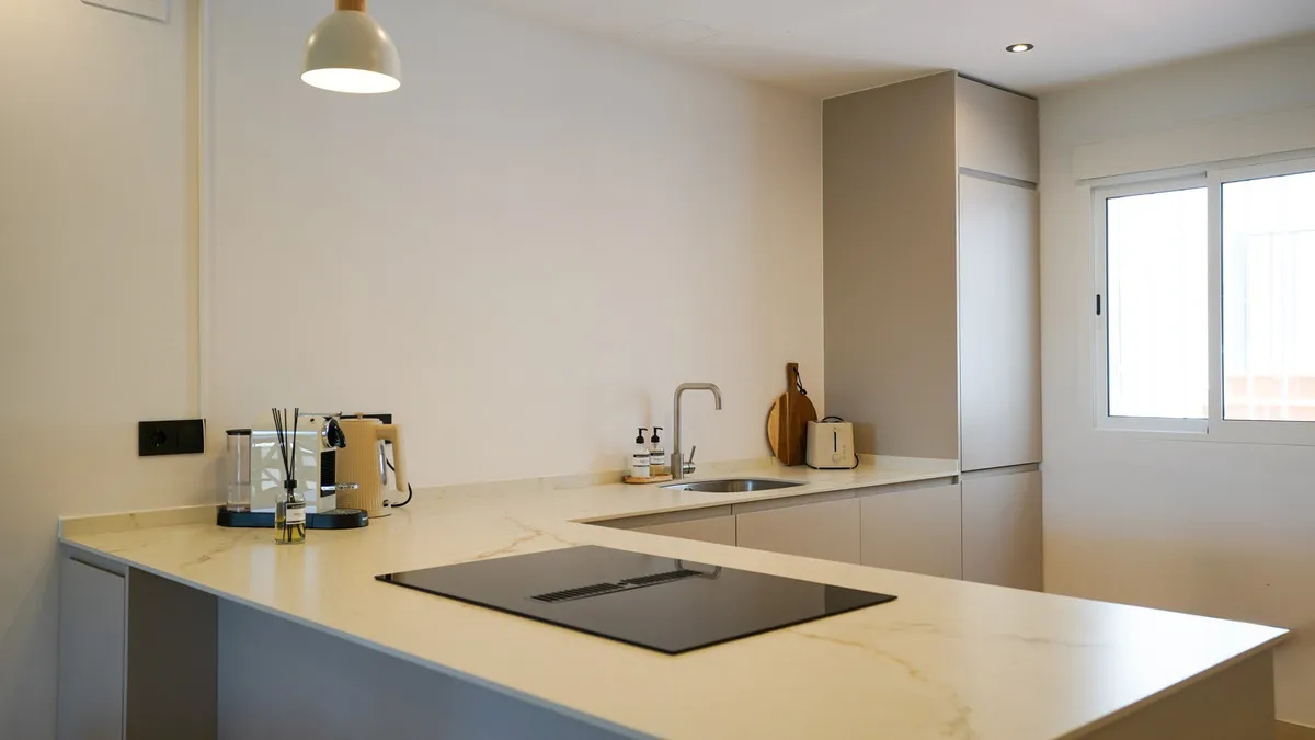 e1d44e9e-34ab-4766-82fd-a472a4d4a27c