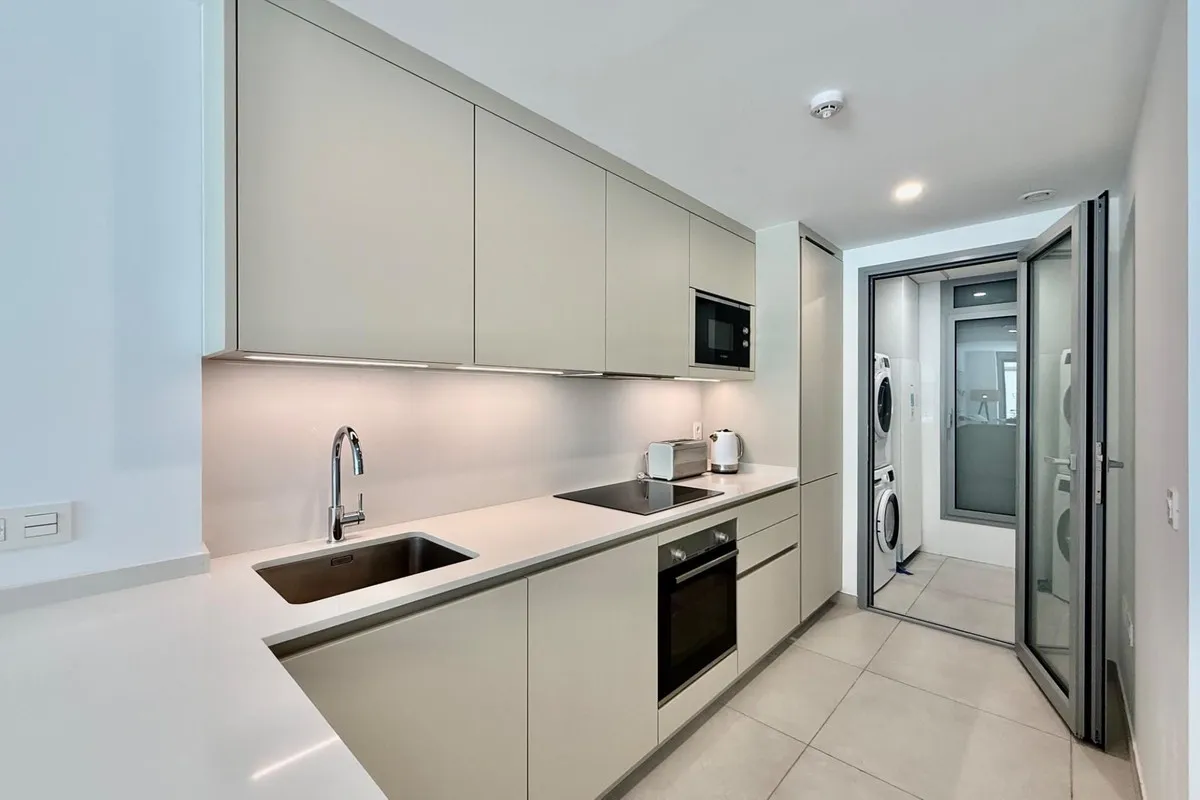 8ac6a935-7f37-444a-939c-cdb1af5628b8