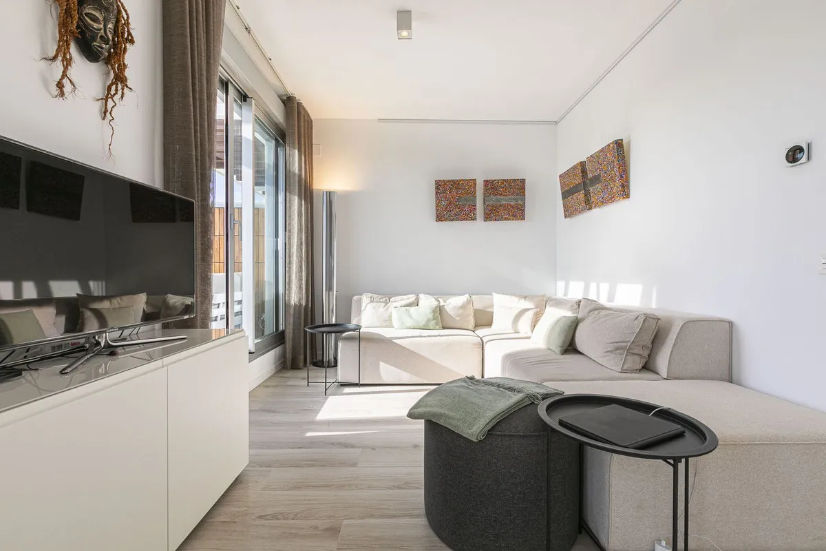 665f7db2-537e-4055-a7ed-fb491d0b7fec