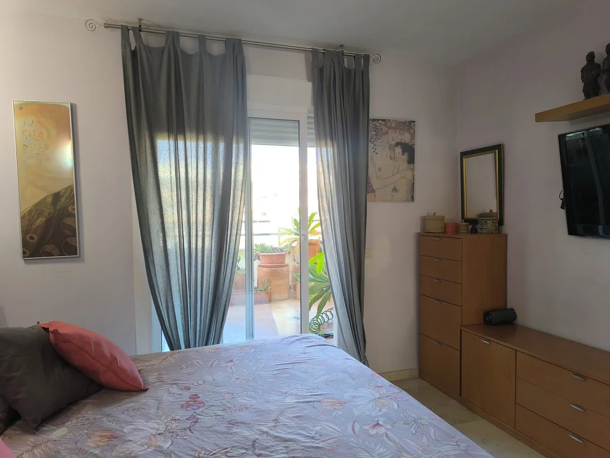 376ea132-61fe-4ad1-9025-35e3403a1bac