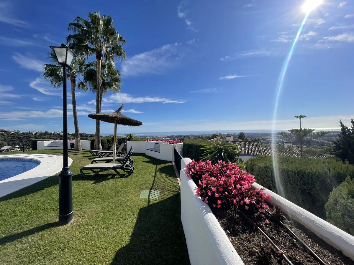 4d5f6d5c-6ae2-4f68-b1a8-ac892aa08b2b