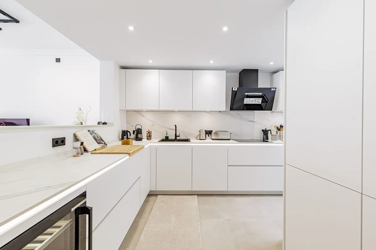 f314c8cb-6b7d-4dfc-a7e5-7a6c7b32d841