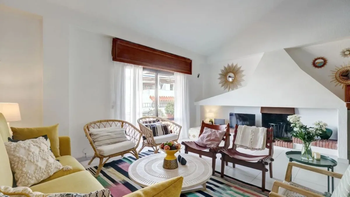 323f6eef-da8a-4fe7-8136-1bc701131d19