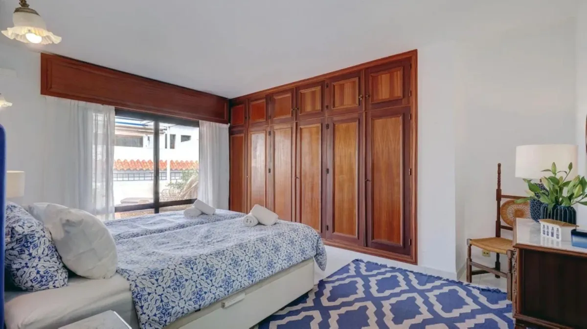 7a1cdbb6-ccd8-4af1-abc4-968b08e95b90