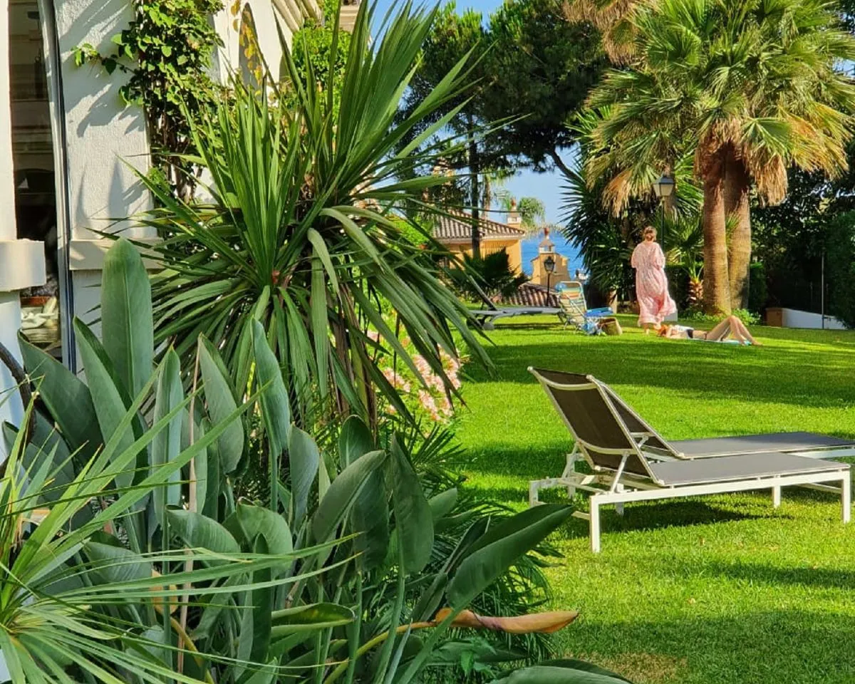 e349372c-d73e-4929-bdfb-f9eb19beaf9f